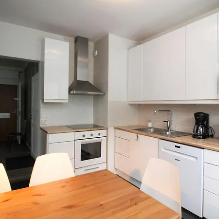 And Spacious For 6 Raisio